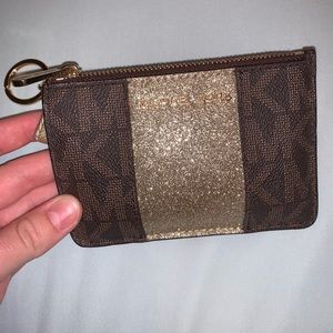 Micheal Kors change purse